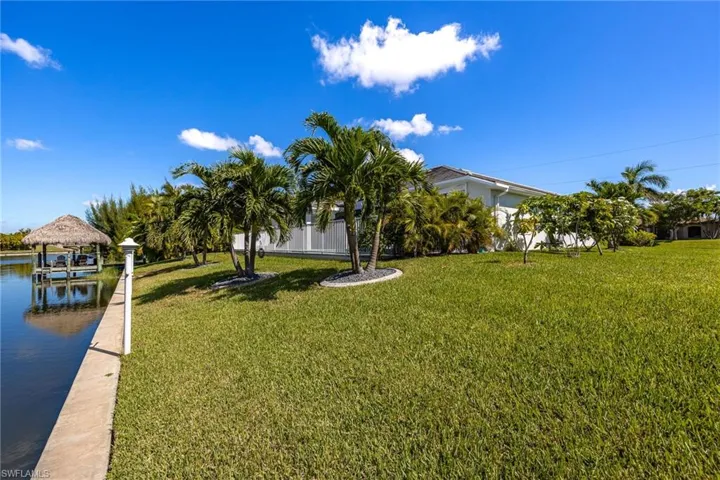 2626 Sw 4th Pl, Cape Coral, Florida 33914