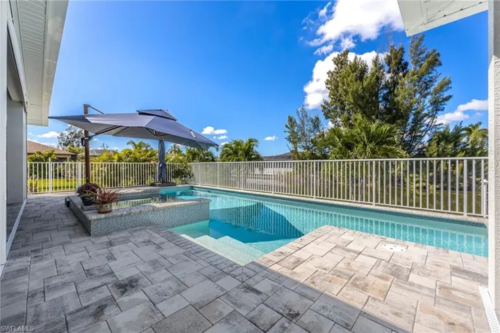 2626 Sw 4th Pl, Cape Coral, Florida 33914
