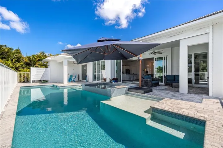 2626 Sw 4th Pl, Cape Coral, Florida 33914
