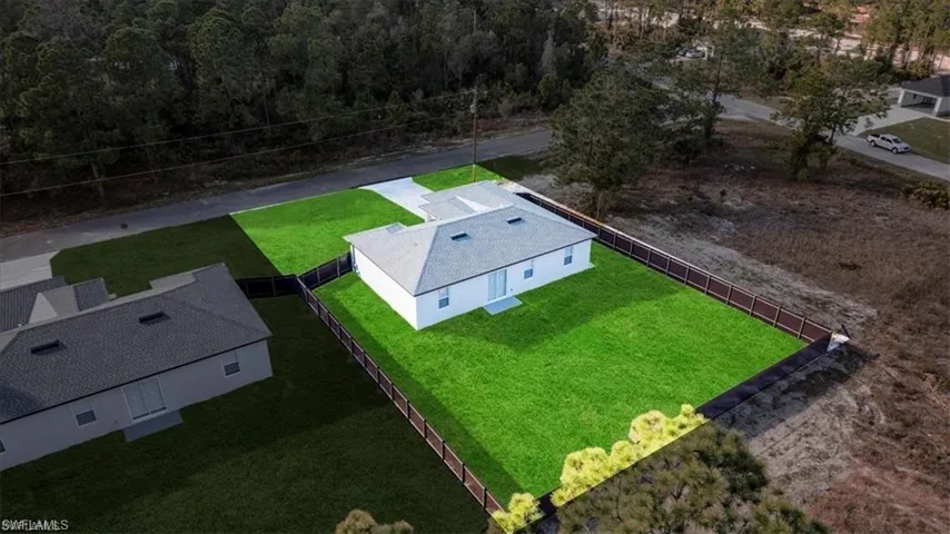759 Silverstar Ave S, Lehigh Acres, Florida 33974