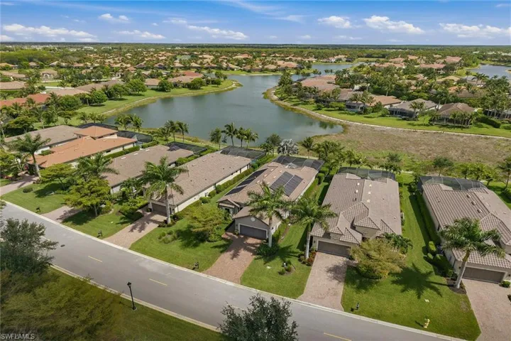 9531 Campanile Cir, Naples, Florida 34114