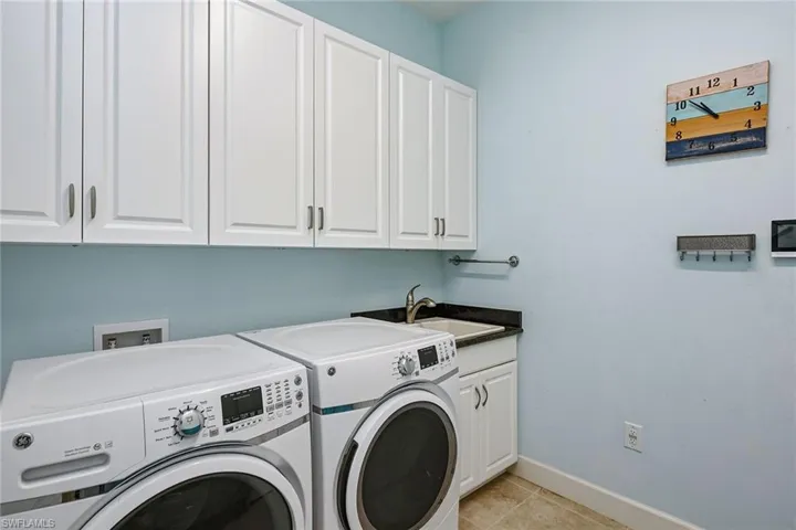 9531 Campanile Cir, Naples, Florida 34114