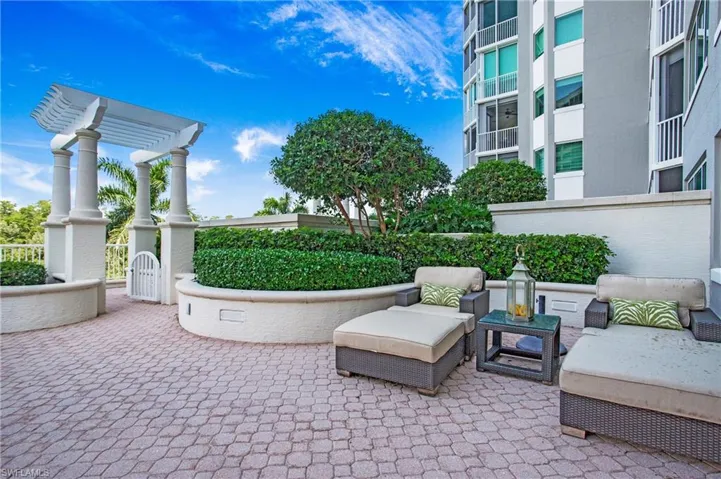 Gate from private deck to Building Pool