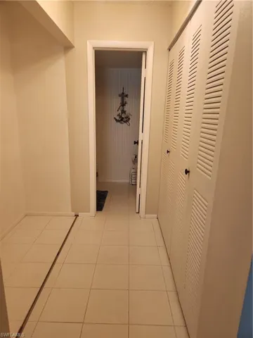 Dual closet space in master