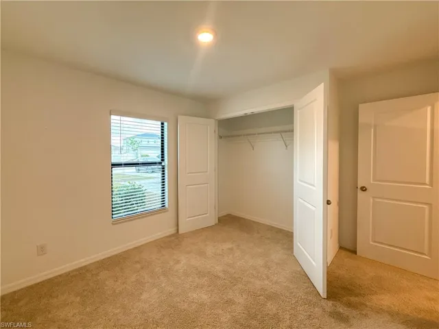 3010 Ne 6th Pl, Cape Coral, Florida 33909