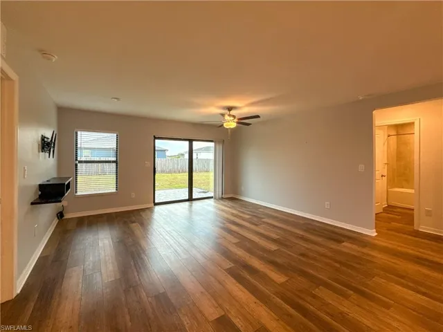 3010 Ne 6th Pl, Cape Coral, Florida 33909