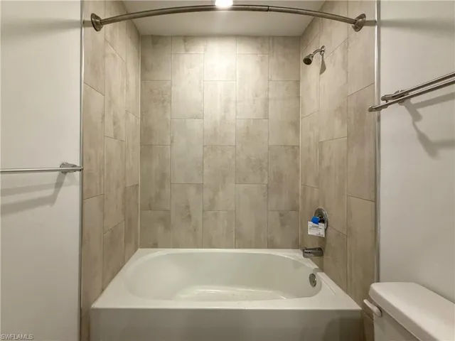 3010 Ne 6th Pl, Cape Coral, Florida 33909