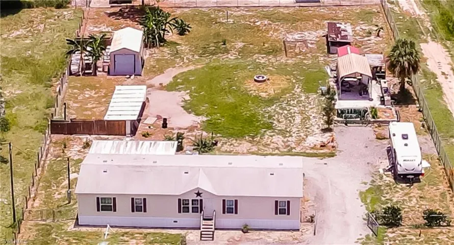 585 Lindero St, Clewiston, Florida 33440