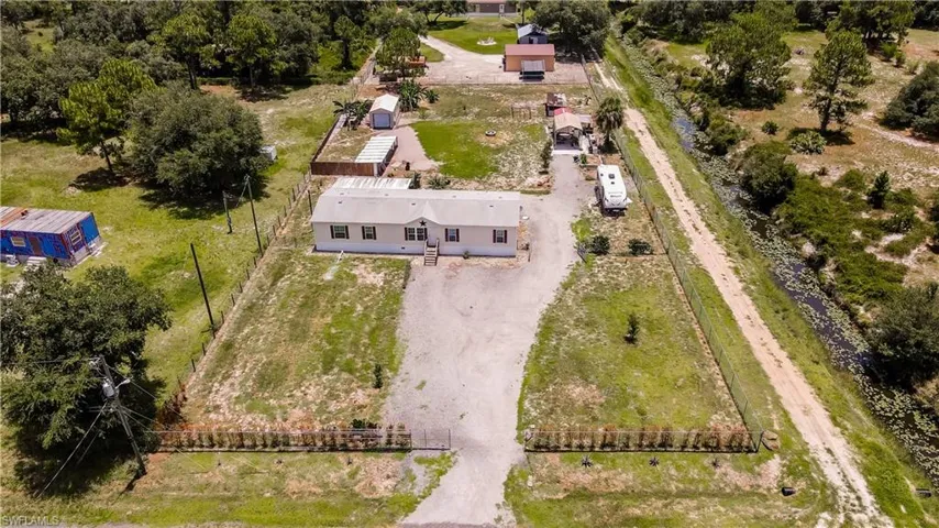 585 Lindero St, Clewiston, Florida 33440