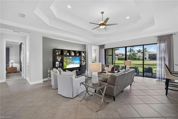 3384 Atlantic Cir, Naples, Florida 34119