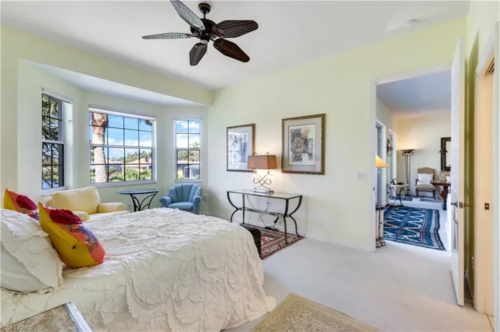 5015  Marina Cove  DR, Naples, FL 34112