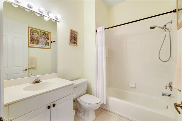 5015  Marina Cove  DR, Naples, FL 34112