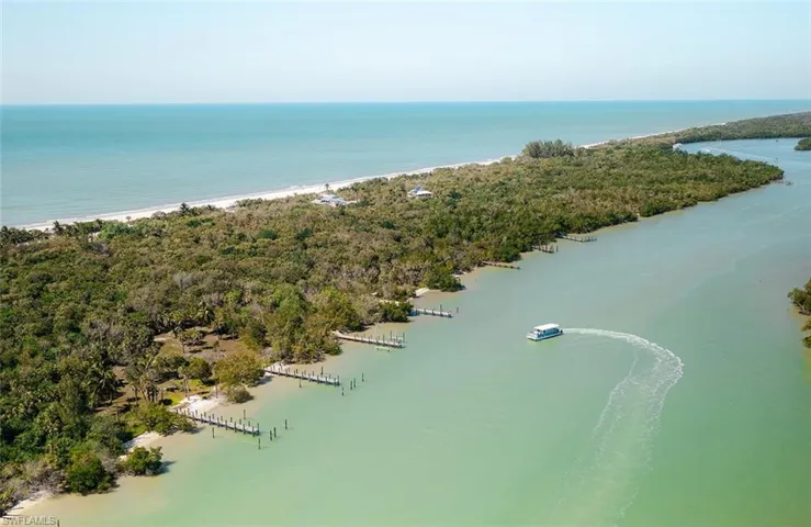 Windstar's Private Beach