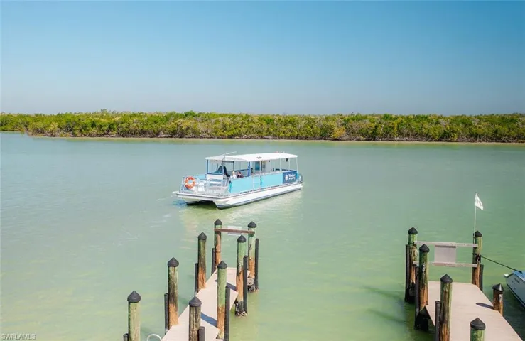 Keewaydin Queen Boat Shuttle