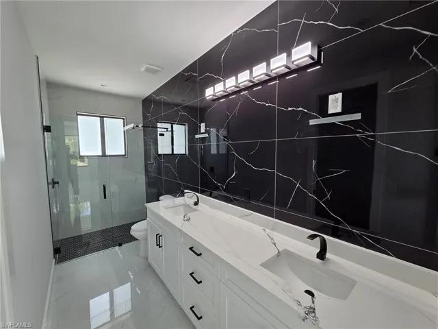 4104 16th Ave Ne, Naples, Florida 34120