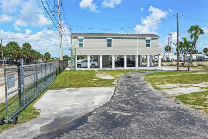 19281 #3 San Carlos Blvd, Fort Myers Beach, Florida 33931