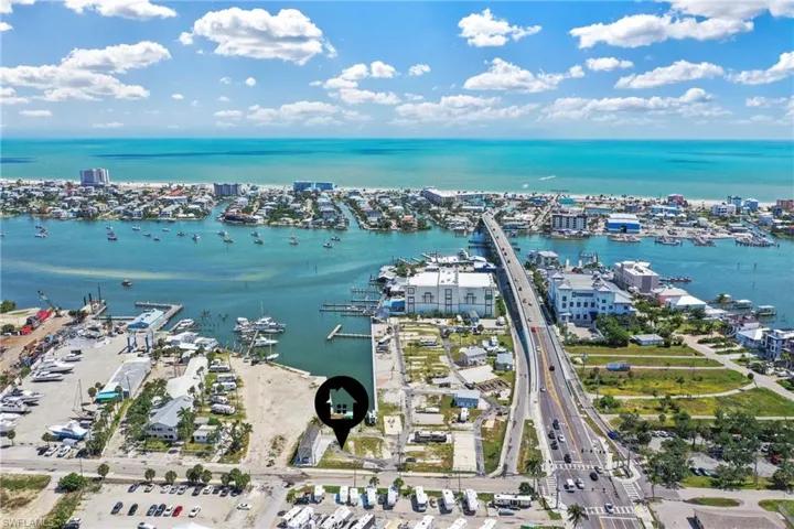 19281 #3 San Carlos Blvd, Fort Myers Beach, Florida 33931