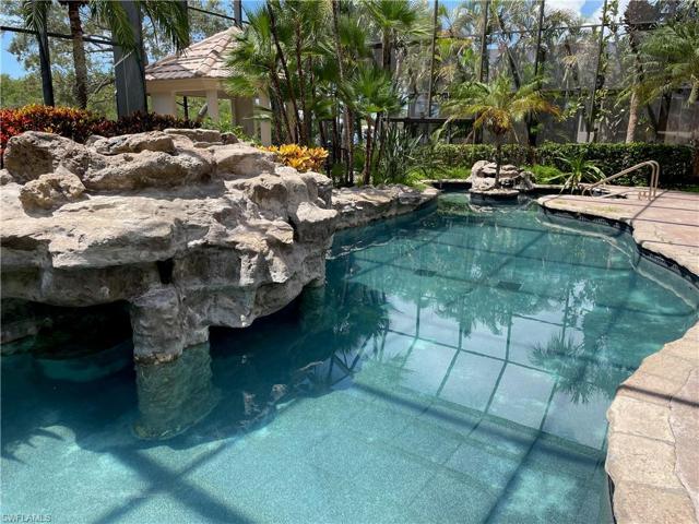 Pool w/waterfall.