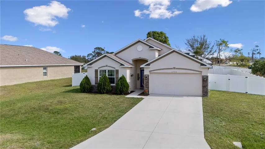 1703 Sw 17th Ave, Cape Coral Fl 33991