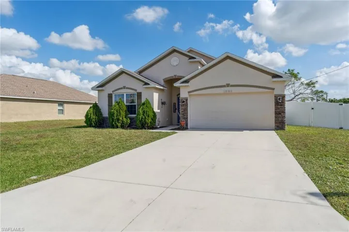 1703 Sw 17th Ave, Cape Coral Fl 33991