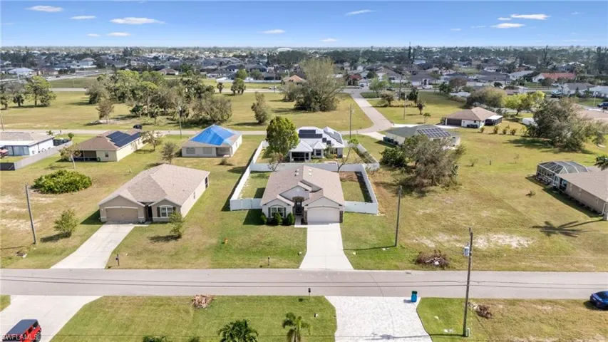 1703 Sw 17th Ave, Cape Coral Fl 33991
