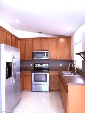3586 Seagrape Ave, Naples, Florida 34104