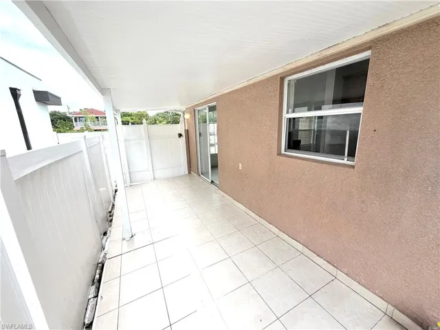 3586 Seagrape Ave, Naples, Florida 34104