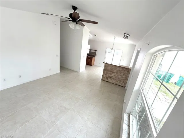 3586 Seagrape Ave, Naples, Florida 34104