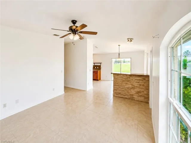 3586 Seagrape Ave, Naples, Florida 34104