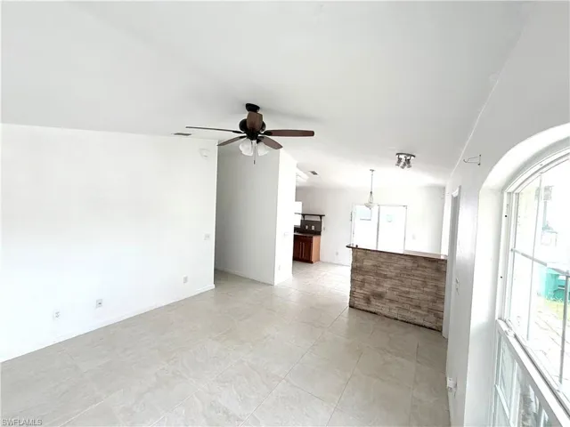 3586 Seagrape Ave, Naples, Florida 34104