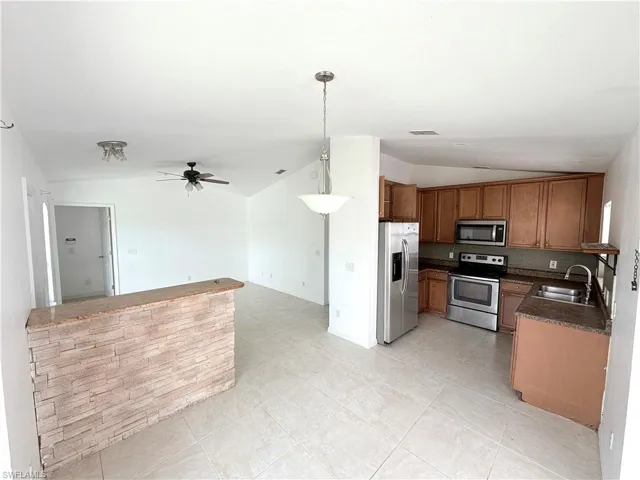 3586 Seagrape Ave, Naples, Florida 34104
