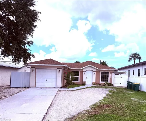 3586 Seagrape Ave, Naples, Florida 34104
