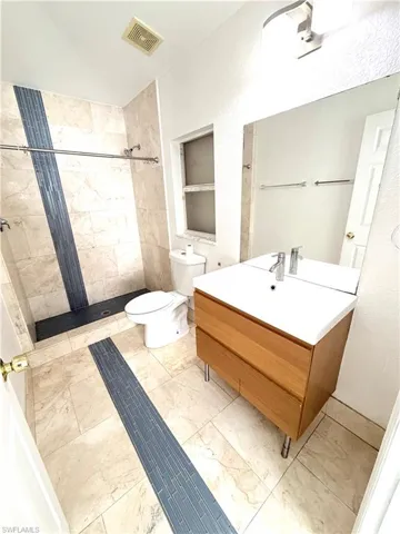 3586 Seagrape Ave, Naples, Florida 34104