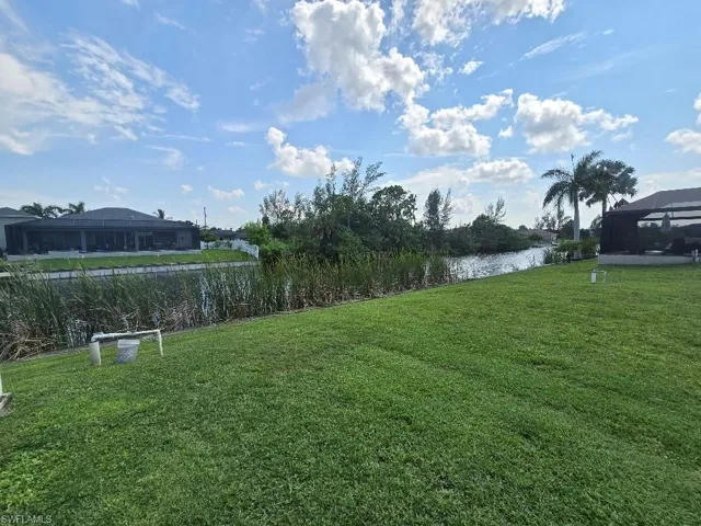 2222 Sw 21st Ter, Cape Coral Fl 33991