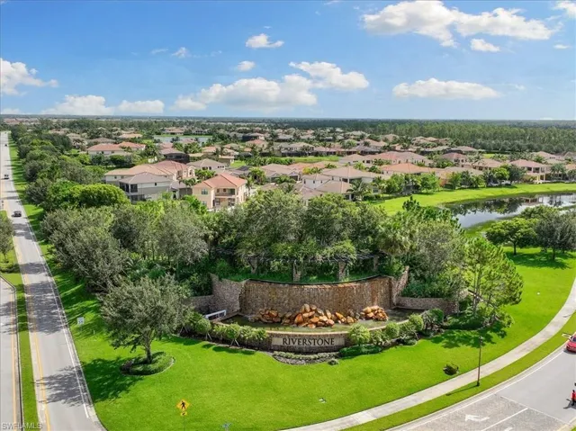 Riverstone Entrance