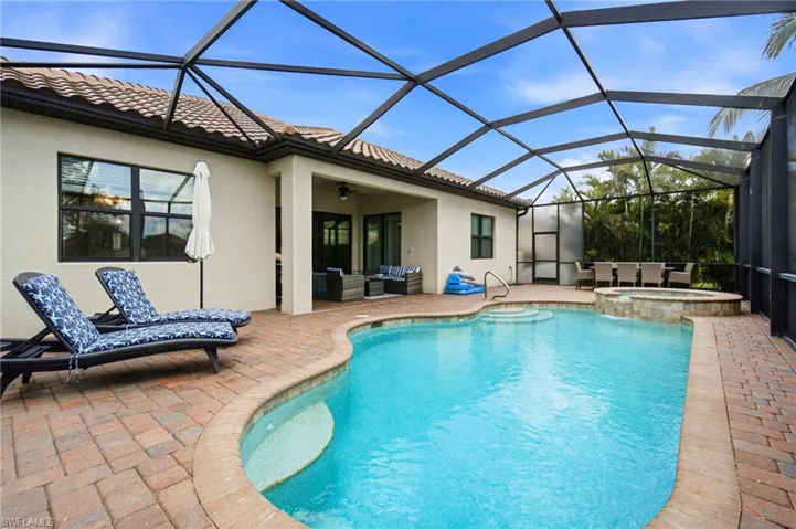 28086 Kerry Ct, Bonita Springs, Florida 34135