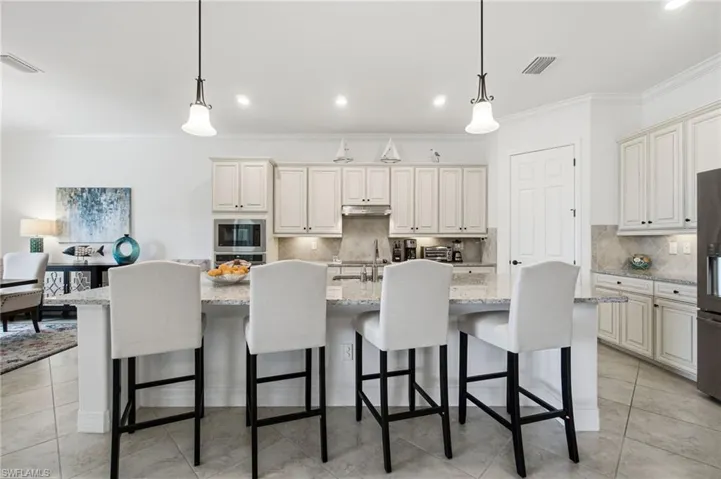 28086 Kerry Ct, Bonita Springs, Florida 34135