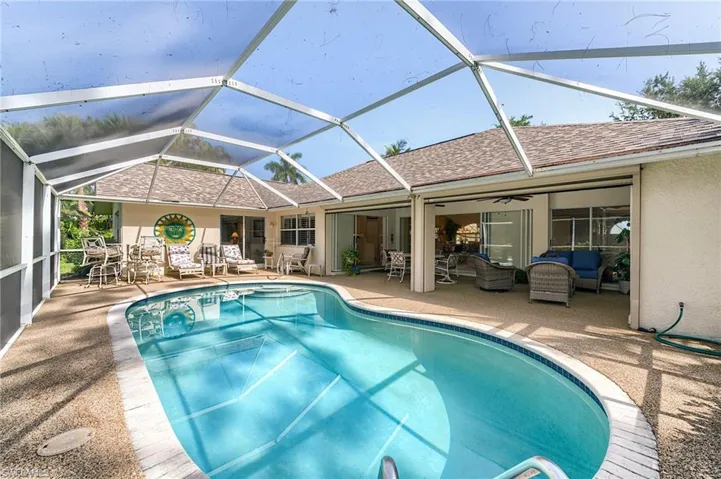 2059 Imperial Cir, Naples, Florida 34110