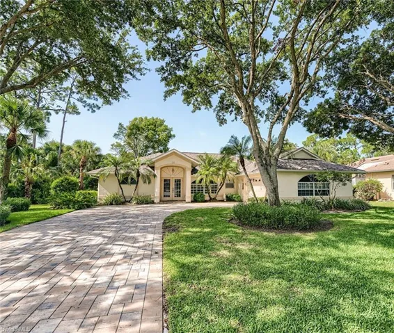 2059 Imperial Cir, Naples, Florida 34110