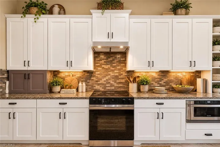 Virtually staged: New 2025 refrigerator, stove and dishwasher