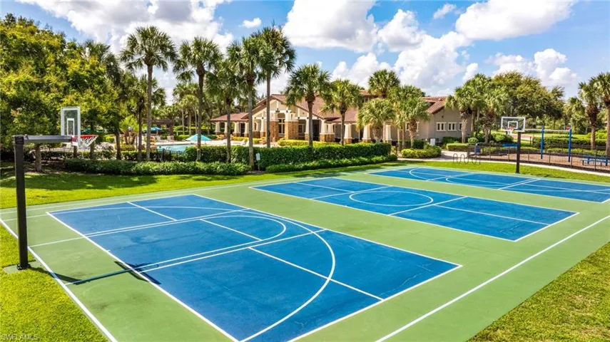 Hampton Park community basketball court