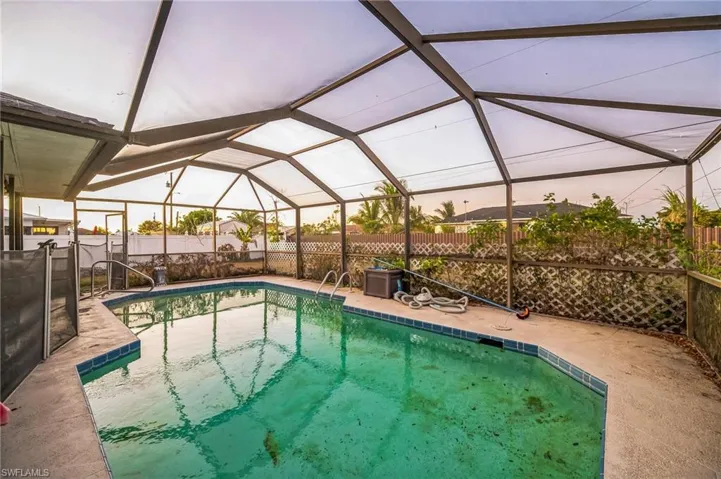1727 Ne 22nd Ter, Cape Coral Fl 33909