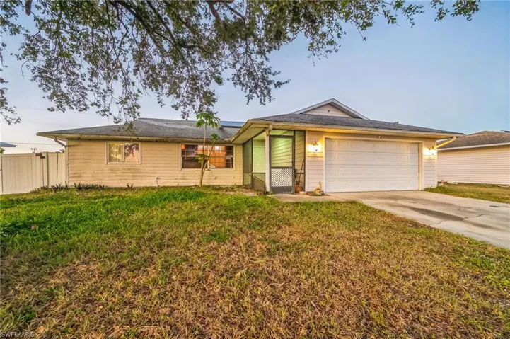 1727 Ne 22nd Ter, Cape Coral Fl 33909