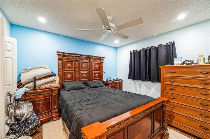 1727 Ne 22nd Ter, Cape Coral Fl 33909