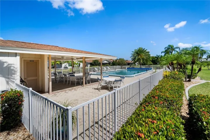 5697  Baden  CT, Fort Myers, FL 33919