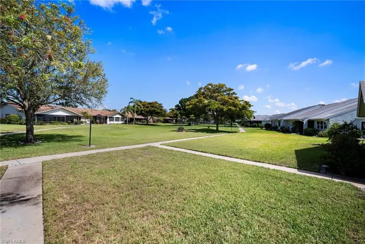 5697  Baden  CT, Fort Myers, FL 33919