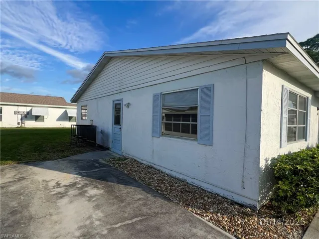 4 Aztec Lily Ln, Lehigh Acres Fl 33936