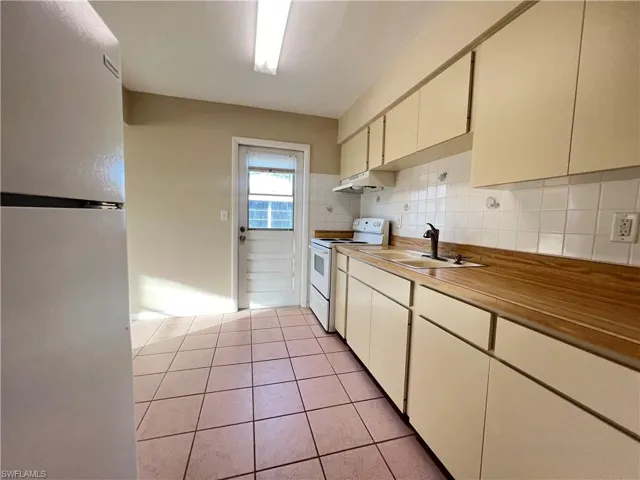 4 Aztec Lily Ln, Lehigh Acres Fl 33936