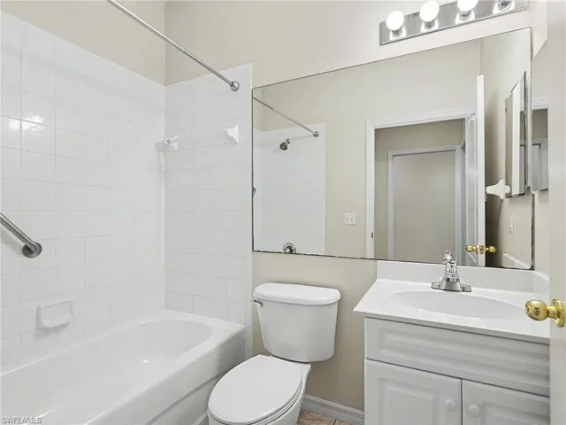 1617 Morning Sun Ln E7, Naples, Florida 34119