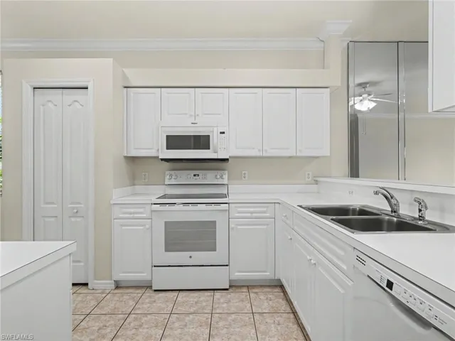 1617 Morning Sun Ln E7, Naples, Florida 34119